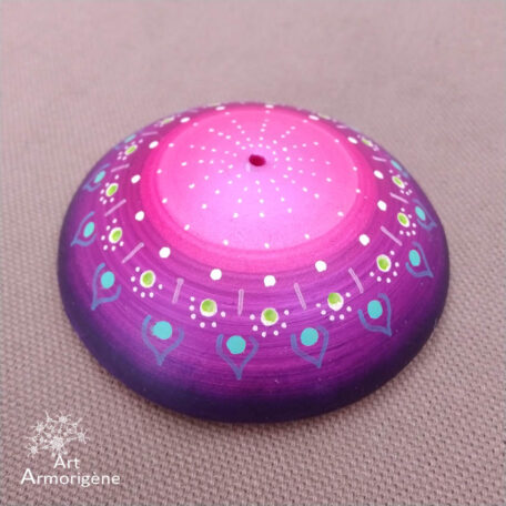 galet ceramique magique violet dotpainting mandala cosmique